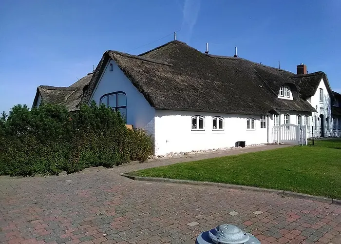 Seeperle 3, Wunderschoene Maisonett Ferienwohnung Unter Reet!