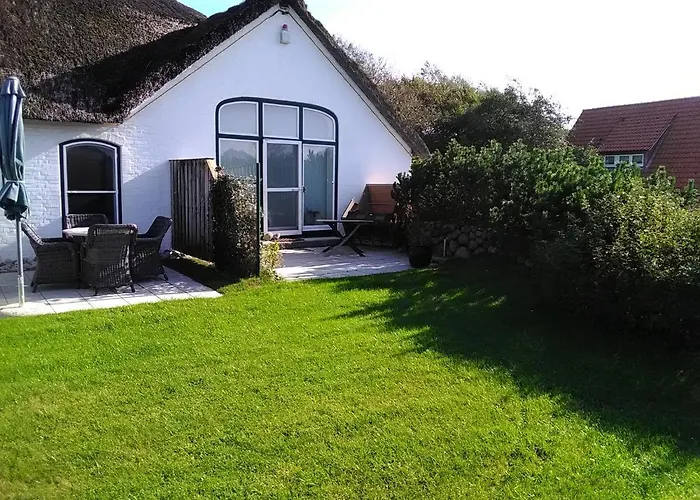 Seeperle 3, Wunderschoene Maisonett Ferienwohnung Unter Reet! Apartment *